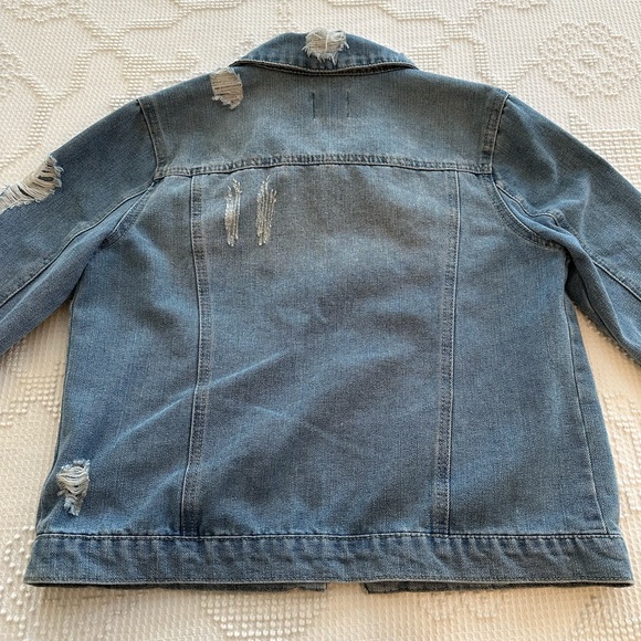 CISONO DENIM COLLECTION DISTRESSED MEDIUM WASH JEAN JACKET SIZE MEDIUM - Picture 9 of 12
